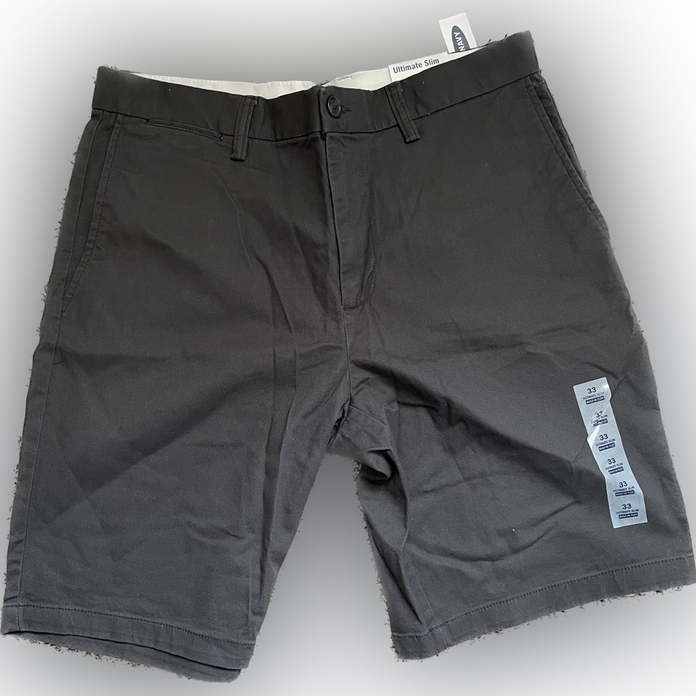 Old Navy, Mens Ultimate Slim shorts, Built-in Flex 10” inseam, Size: 33, NWT